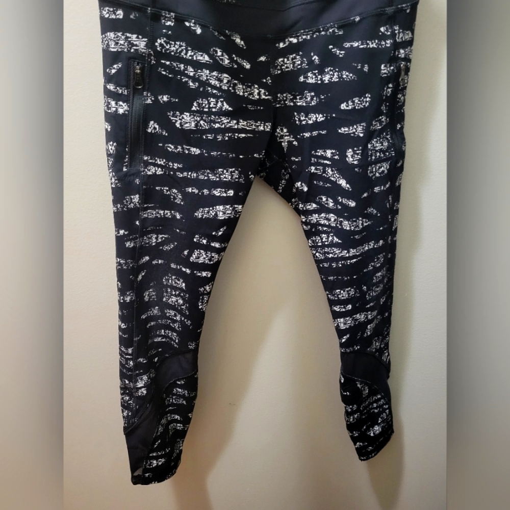 Lululemon inspire 25" tights